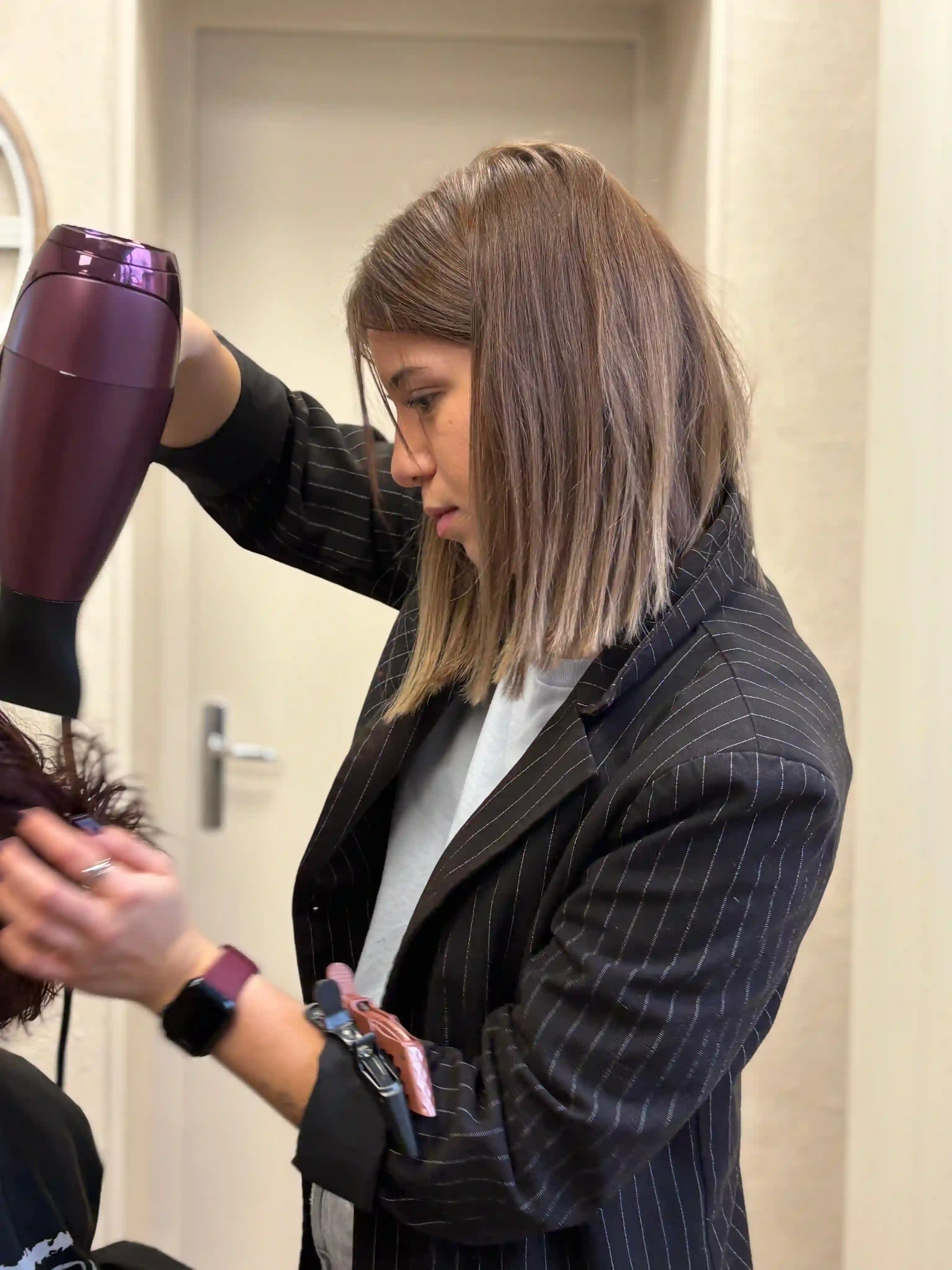 Océane - Coiffeuse & barbier