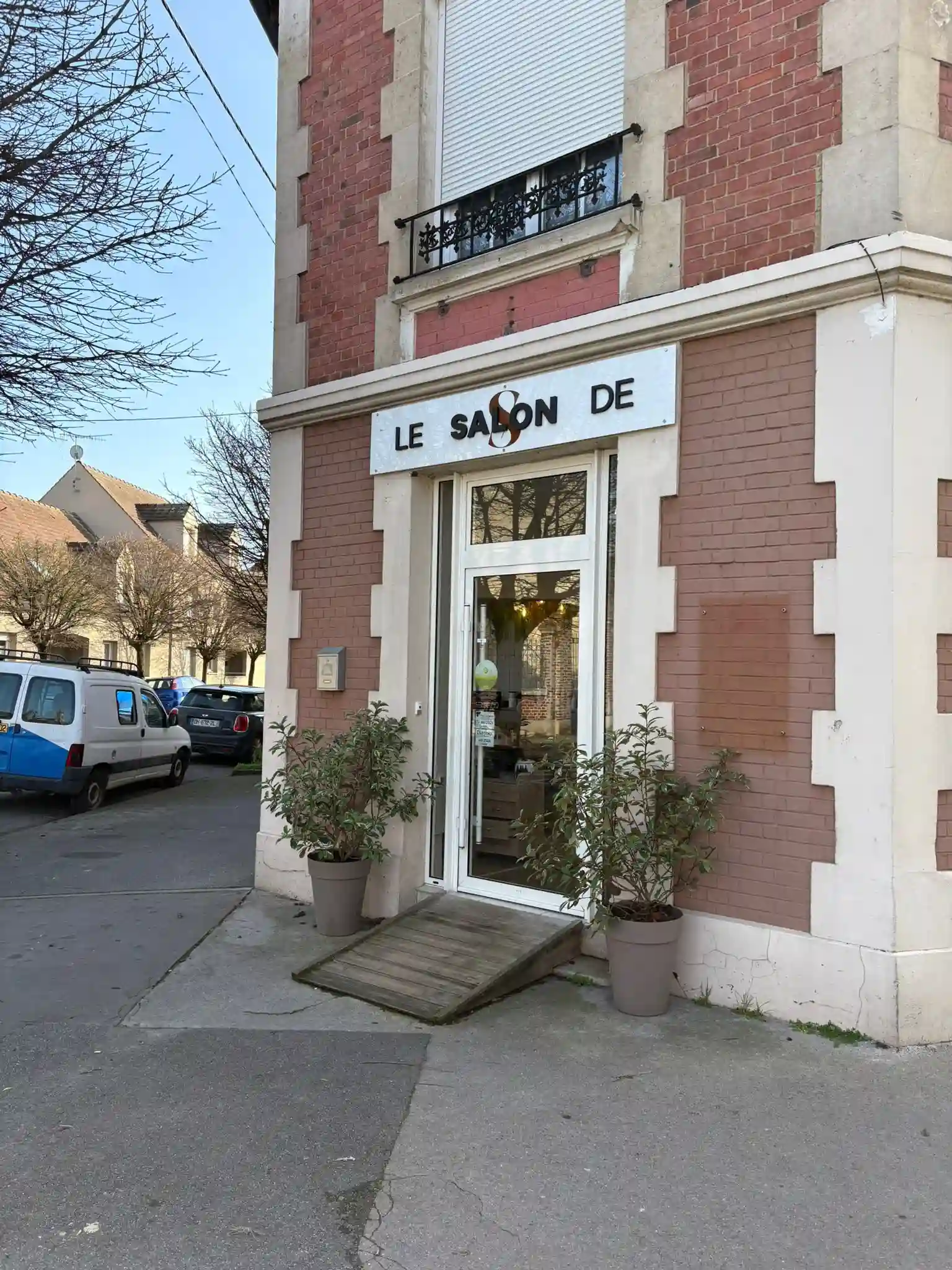 Entrée Salon de S Soissons